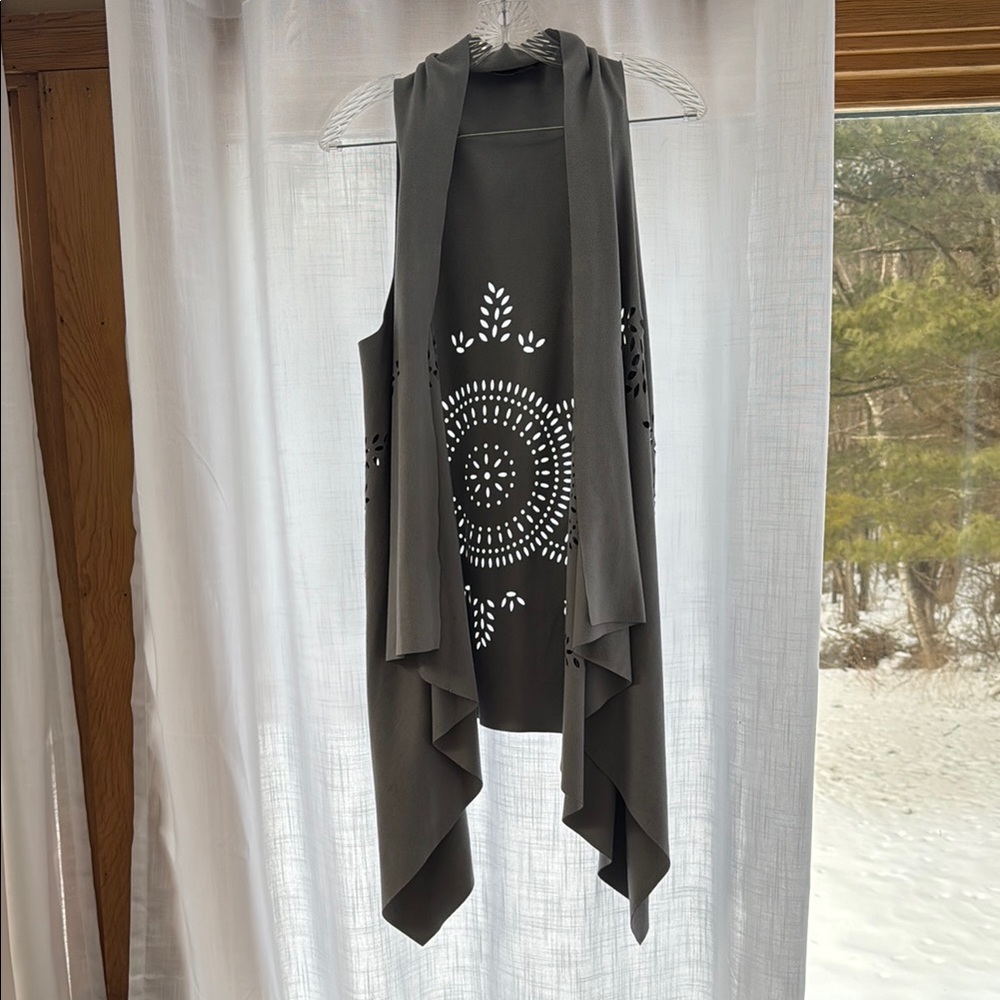 Gray Sleeveless Suede Vest with Mandala Design
